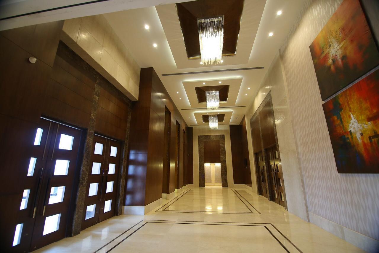 Cs Boutique Hotel Фаридабад Екстериор снимка