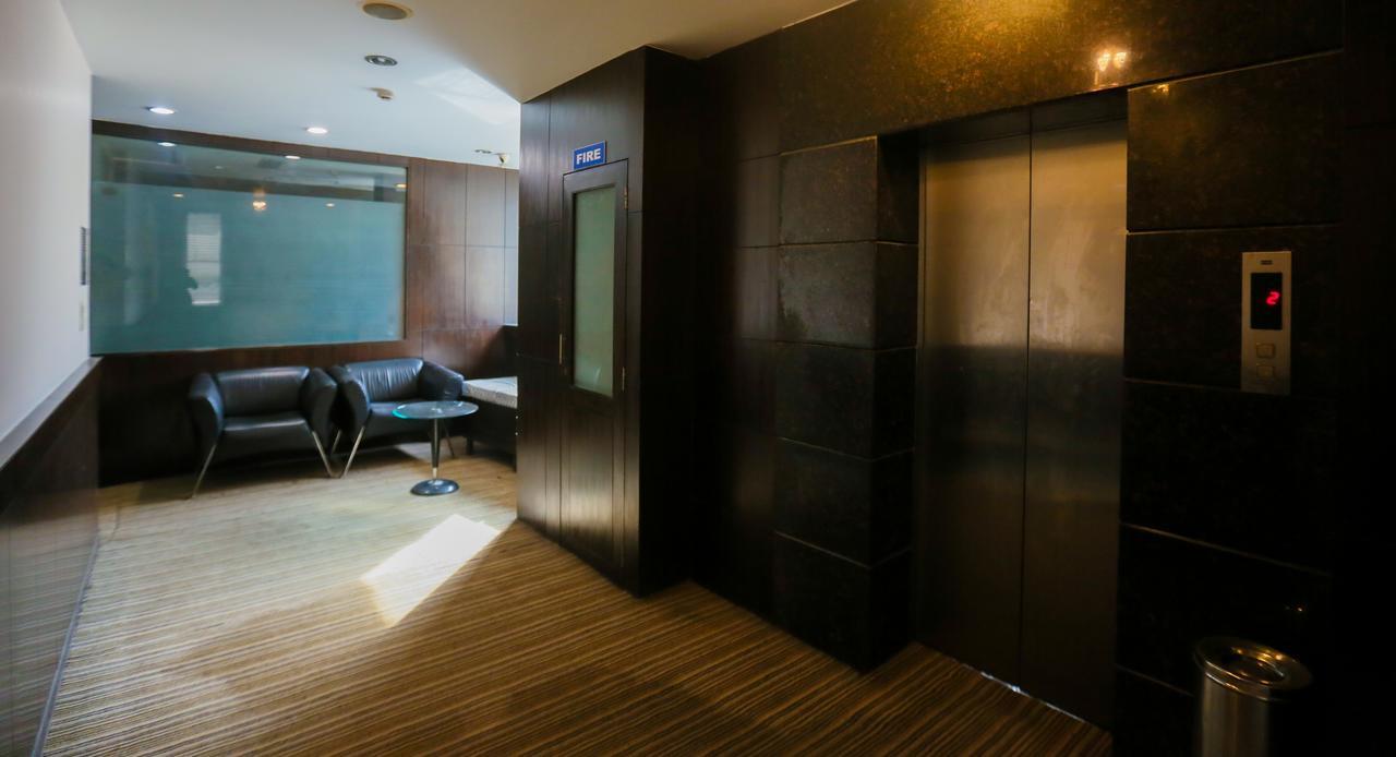 Cs Boutique Hotel Фаридабад Екстериор снимка