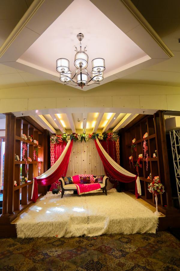 Cs Boutique Hotel Фаридабад Екстериор снимка